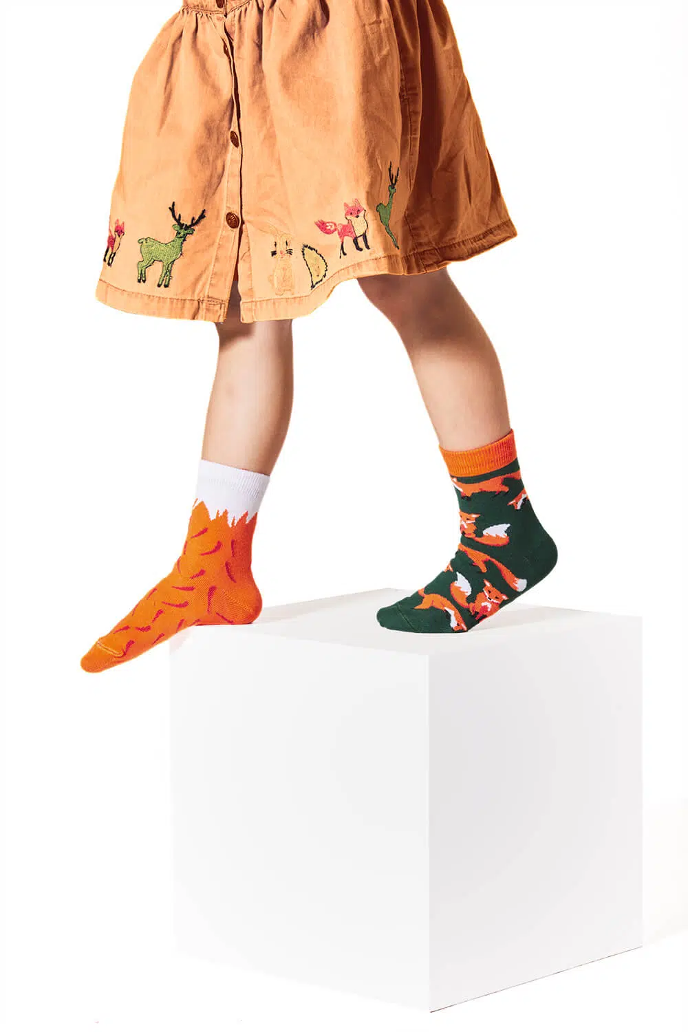 Alternative view of MANY MORNINGS lasten eriparisukat, The Red Fox