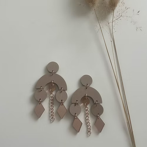 KOSKEMATON REVONTULI korvakorut, Beige