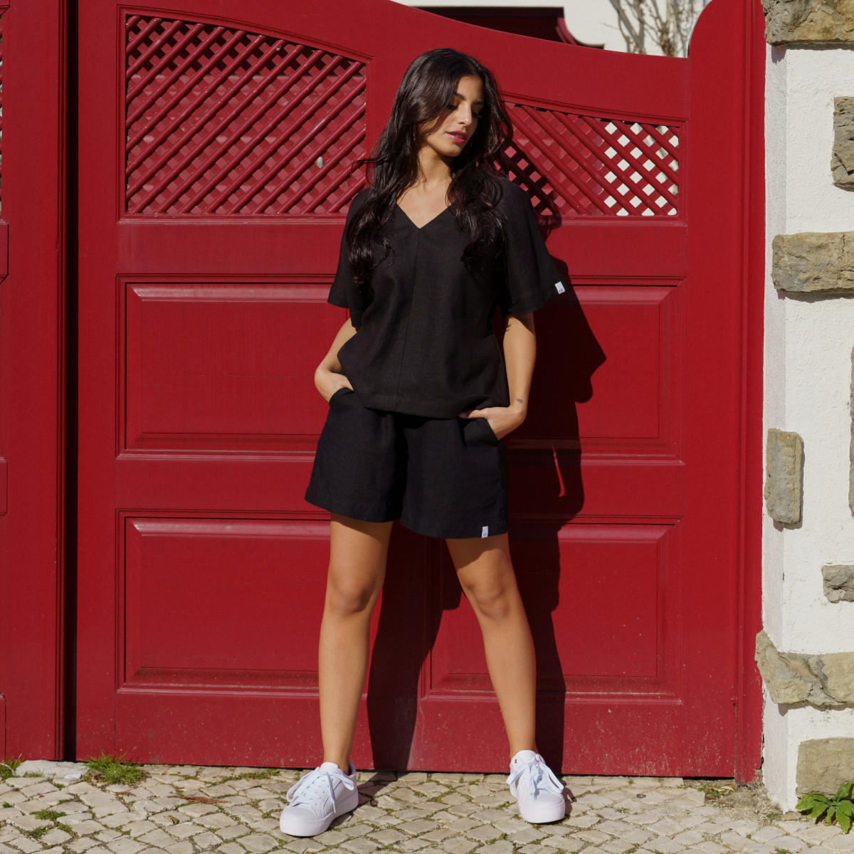 NAKOA SAVANNA top, Black