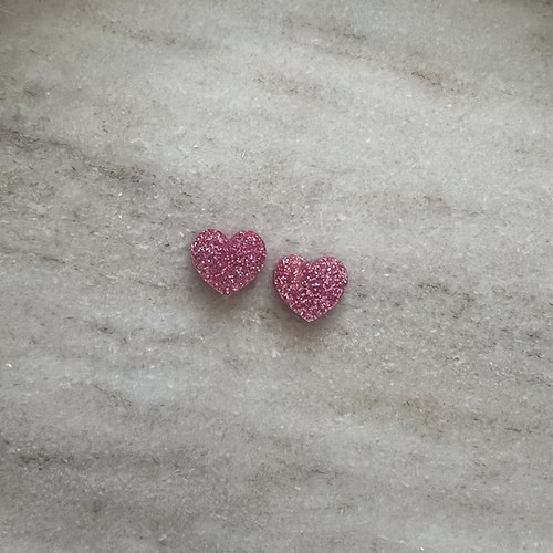 KOSKEMATON LYYLI nappikorvakorut, Glitterpinkki