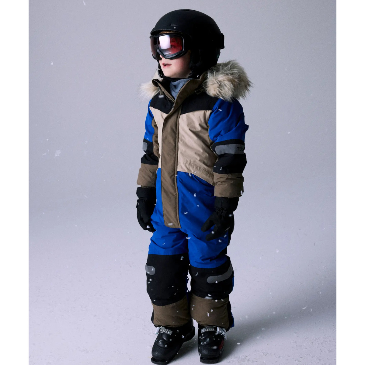 NAME IT NMNSTORM12 toppahaalari, Surf The Web