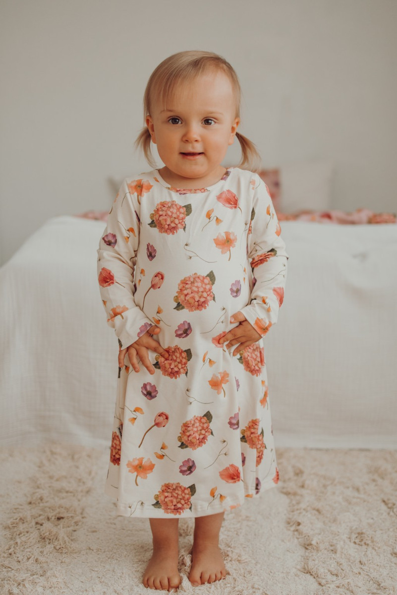 Alternative view of METSOLA WHISPERS NIGHT DRESS, Vanilla