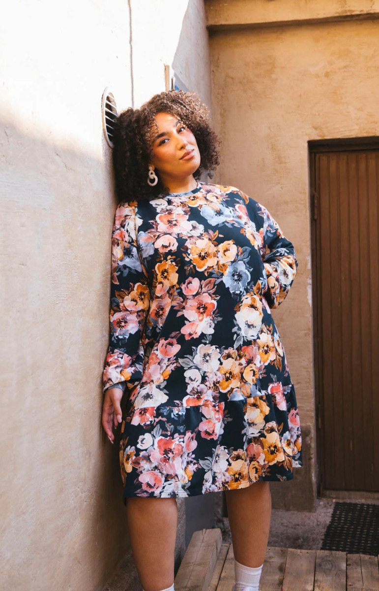 KAIKO RUFFLE SWEATSHIRT DRESS, Moss Rose