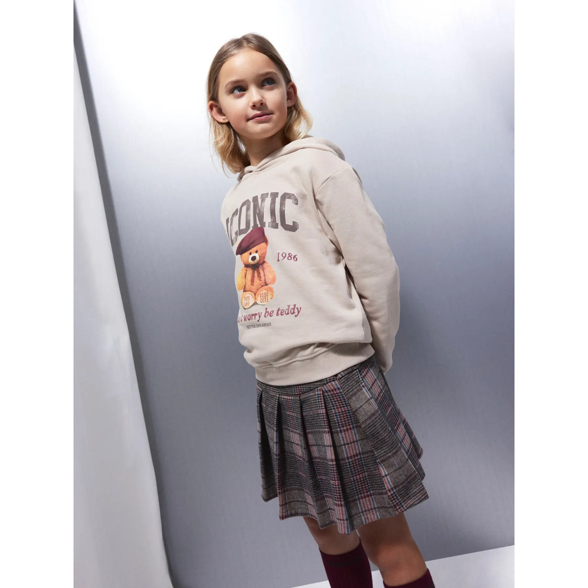 NAME IT NKFRYCCA collegehuppari, Cement