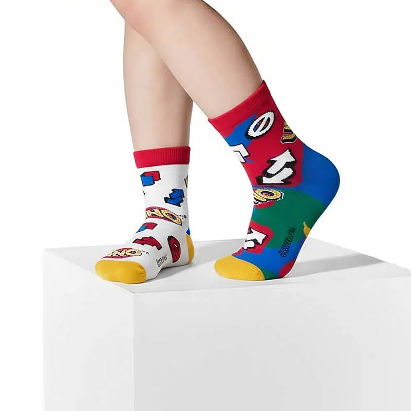 MANY MORNINGS lasten eriparisukat, UNO