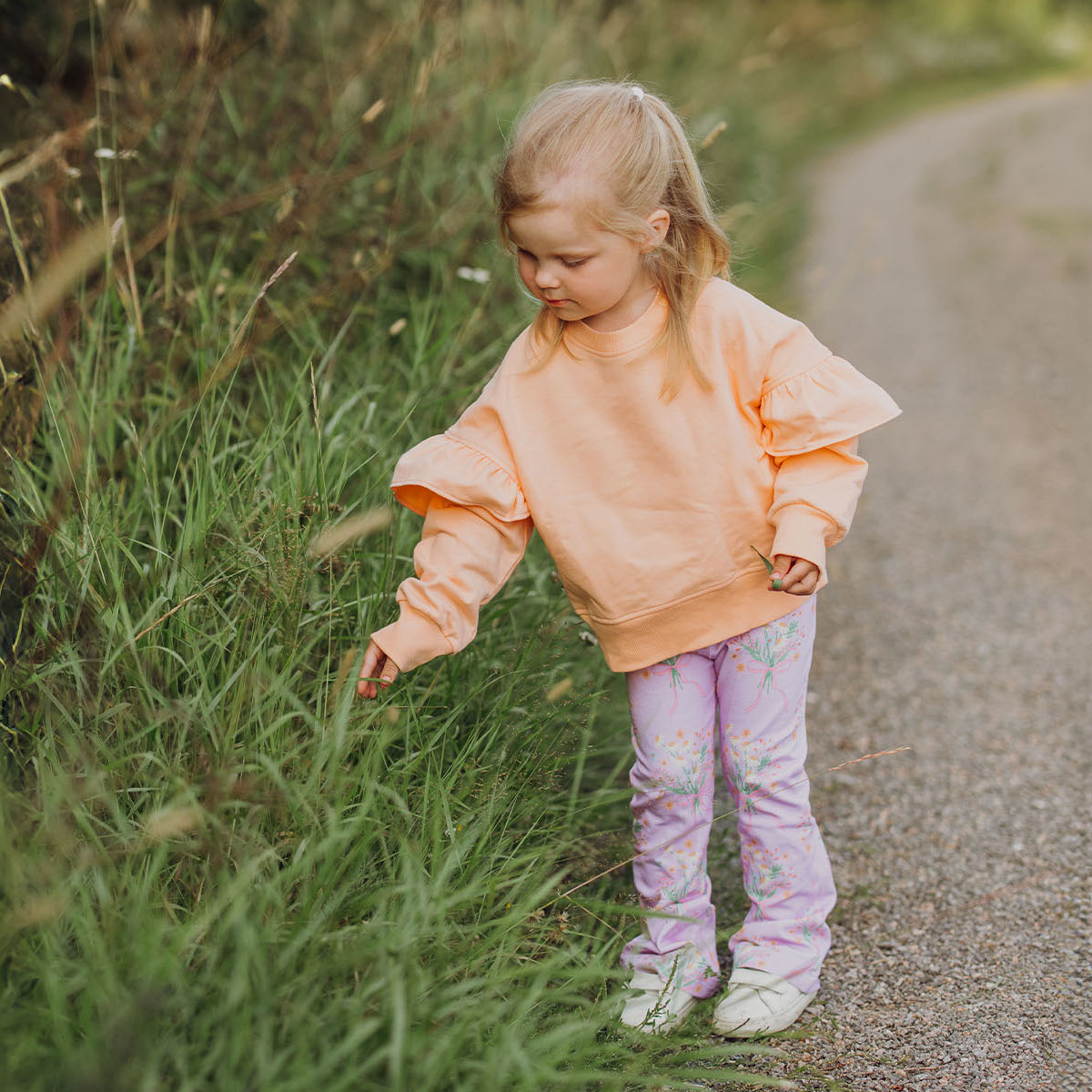 Alternative view of METSOLA FRILL SWEATER collegepaita, Peachy