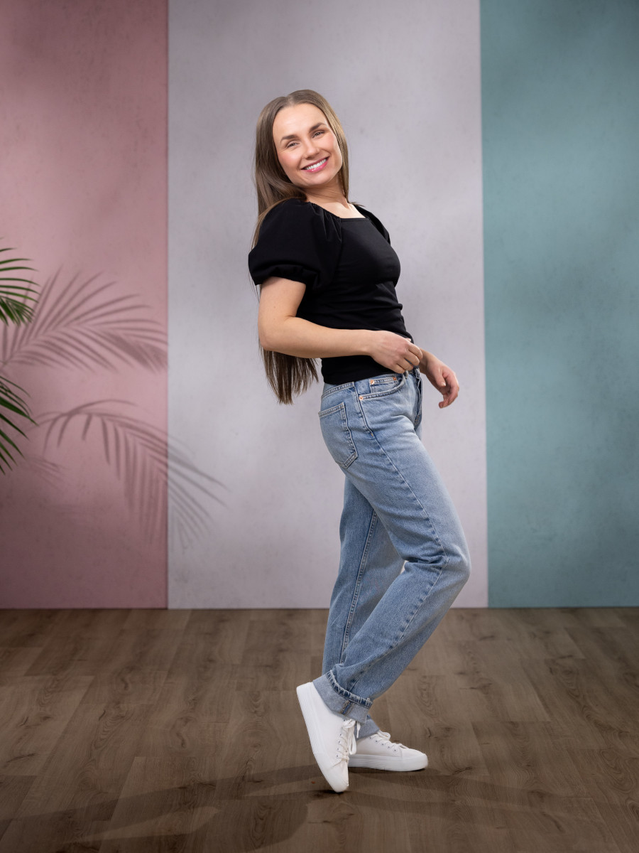 Alternative view of VERSONPUOTI GRETApaita ss, Musta