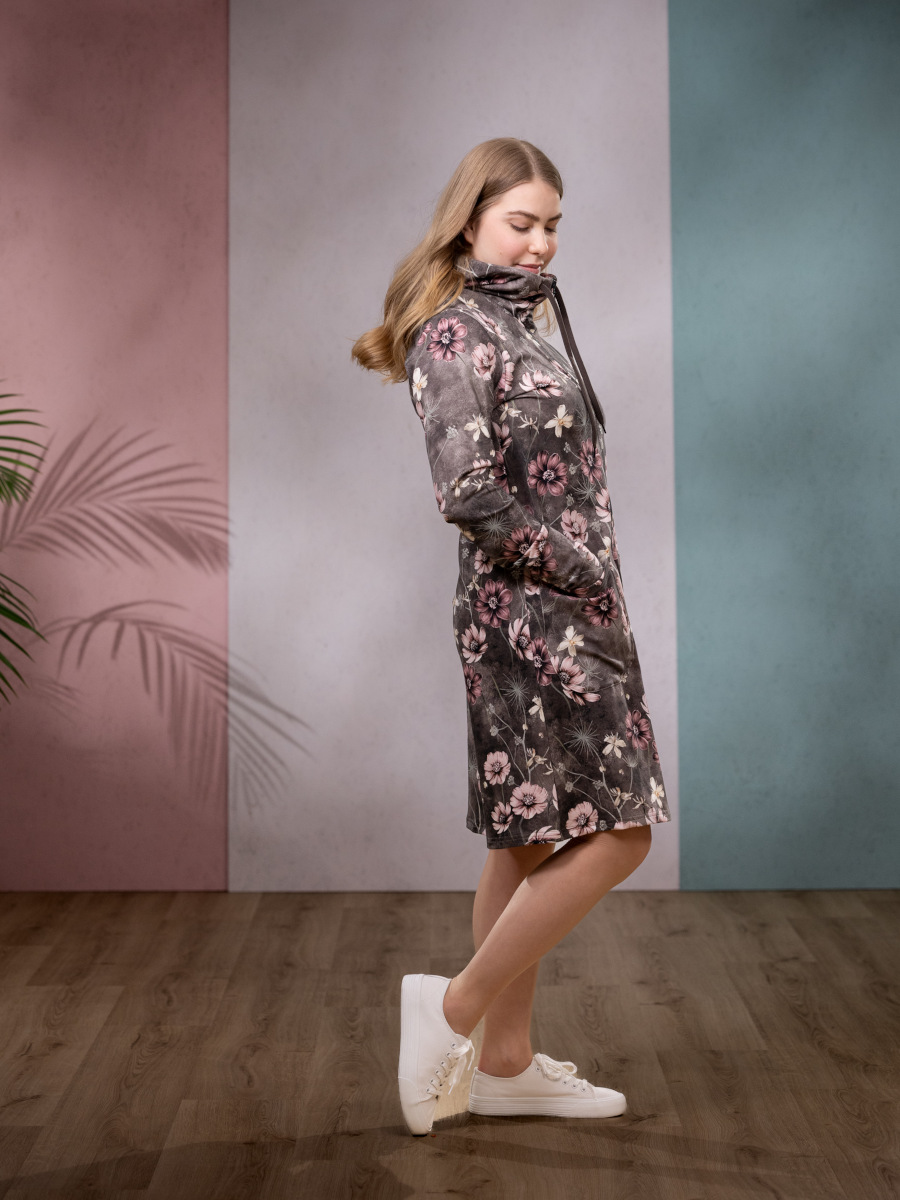 Alternative view of VERSONPUOTI SENNAtakki SUKLAAKOSMOS