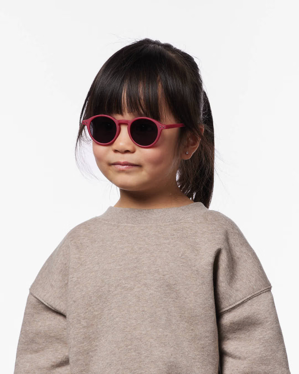 Alternative view of IZIPIZI KIDS 3-5 #d aurinkolasit, Cranberry