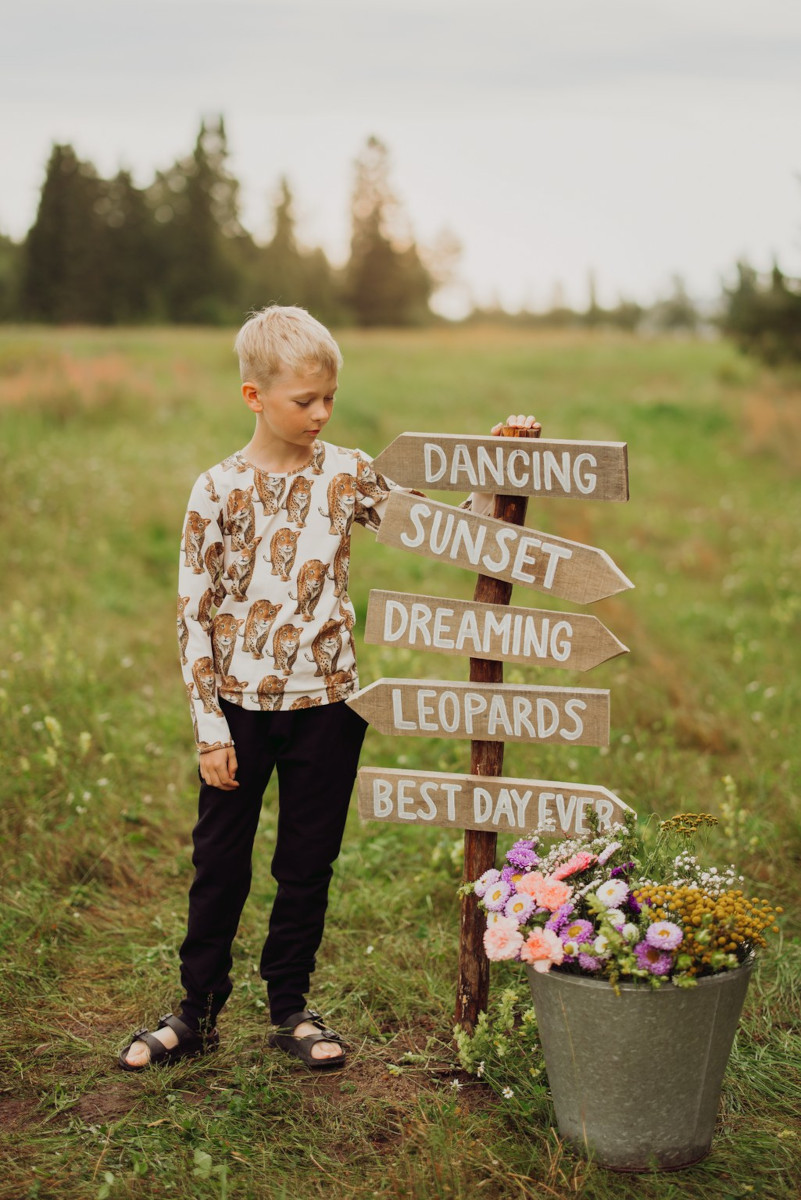 Alternative view of METSOLA LEOPARD LS trikoopaita, Milky